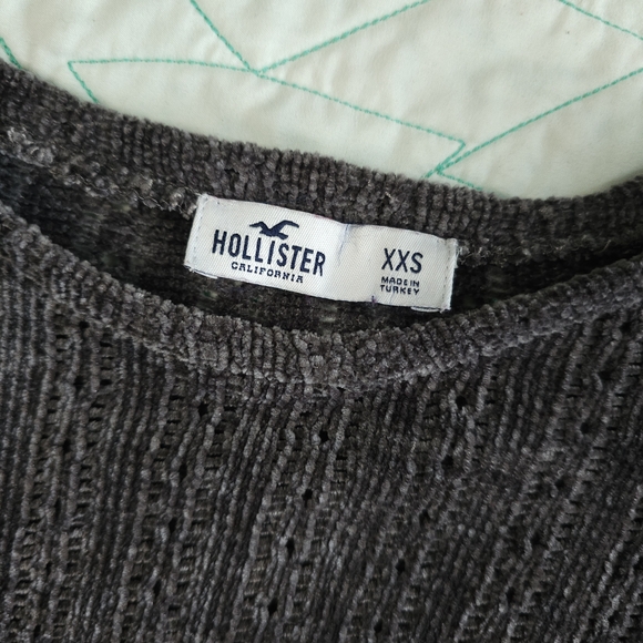 Hollister Gray Open Knit Chenille Sweater - Picture 2 of 4